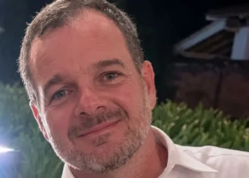 Juiz é encontrado morto dentro de veículo em chamas no interior de SP
