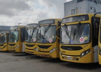 Semob acompanha movimentação no transporte público neste domingo após denúncias