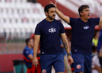 Em nota, Robinho se despede do Náutico e agradece oportunidade